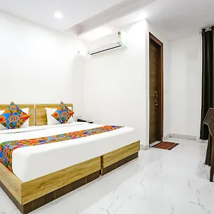 Hotel Fabhotel Silver Crown, Gurgaon
