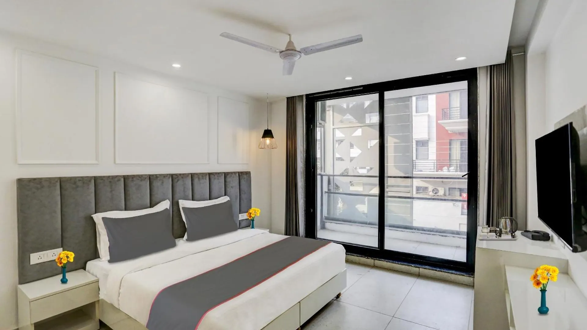 Townhouse Royal Suites Near Aravali Biodiversity Park Gurgaon India